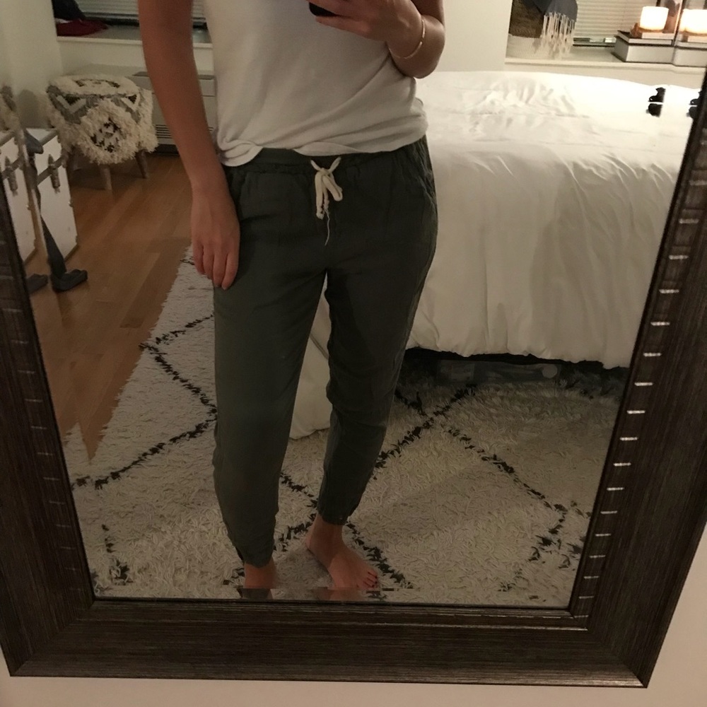 Splendid comfy joggers